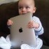 Споры родителей о пользе iPad для детей