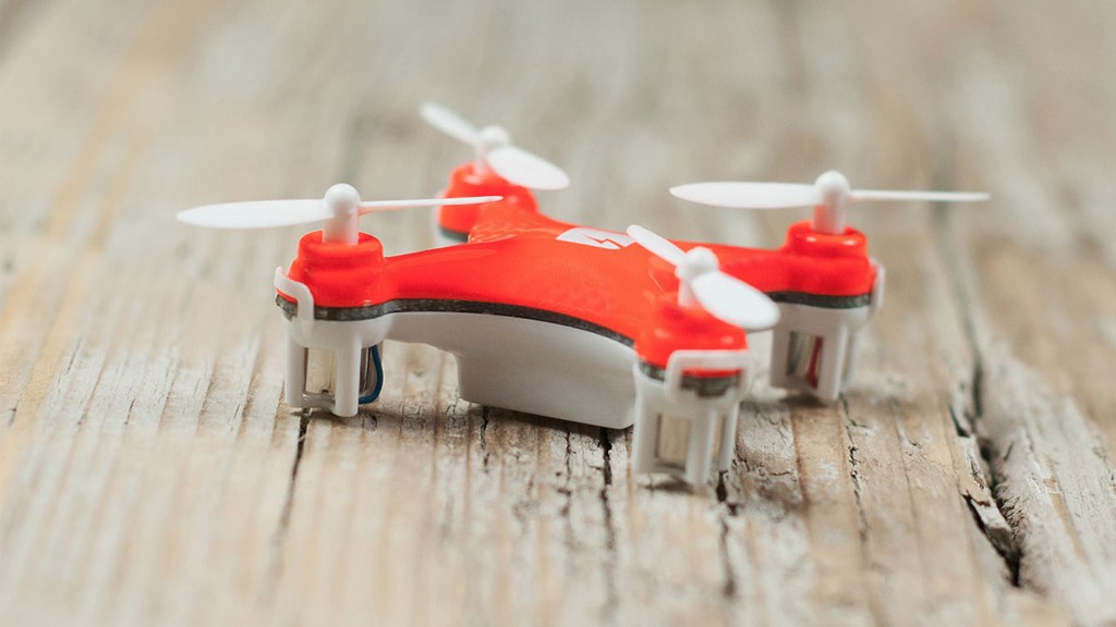 Дрон размером с зажигалку завоевывает мир