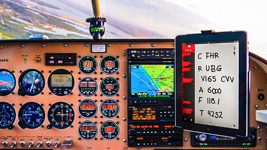 Посадил самолет с помощью iPad: а вам слабо?