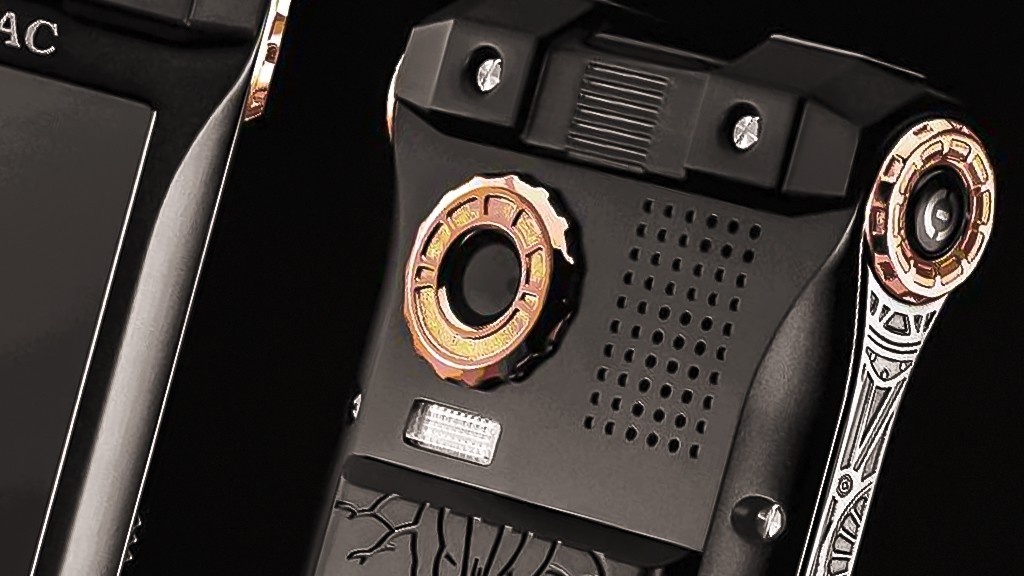 Китайцы показали брутальный смартфон всех времен