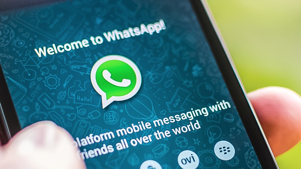 Голосовую связь в WhatsApp забанили на второй день