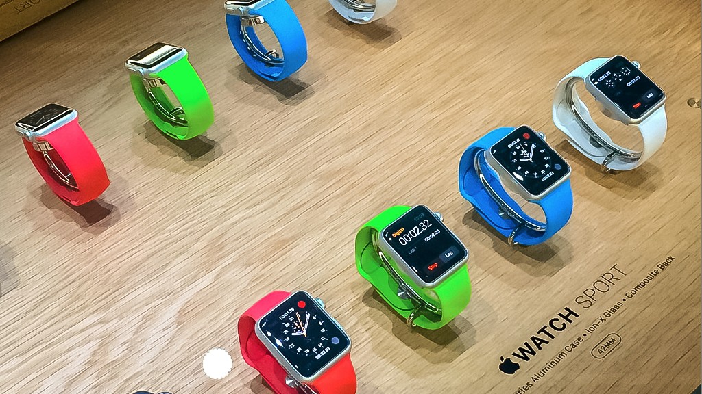 Apple Watch рискуют провалиться из-за ажиотажа