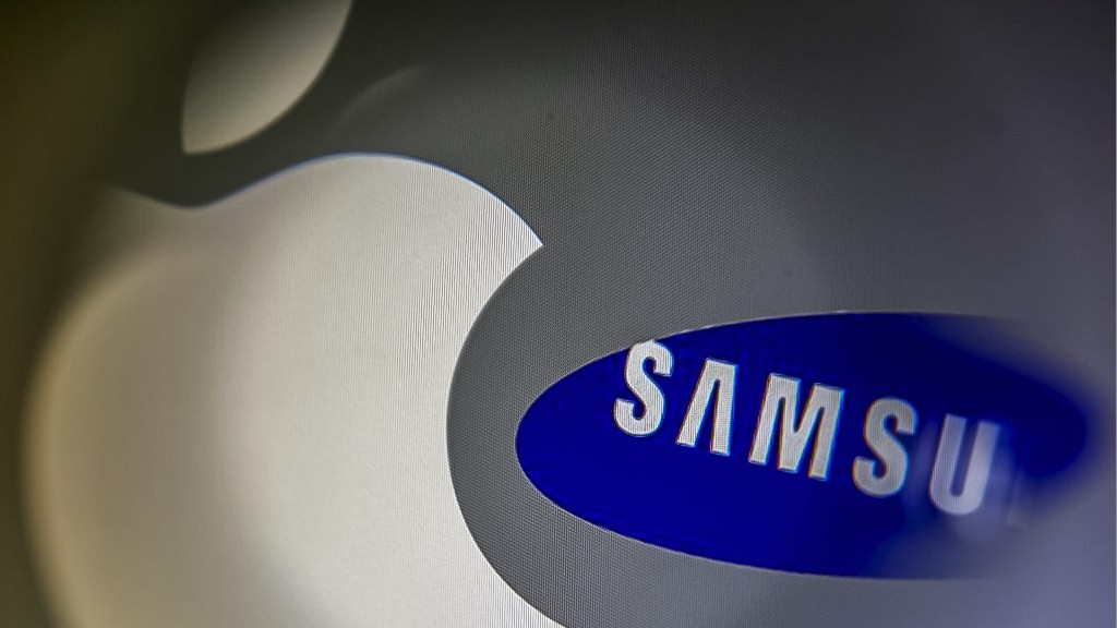Samsung и Apple делают рекламу по одной брошюрке