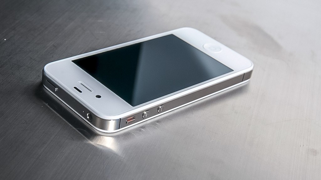 Apple урежет функции iOS 9 на iPhone 4S
