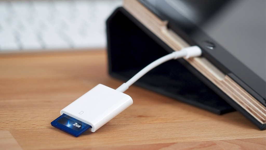 SD-флешки на iPhone? Apple разрешила!