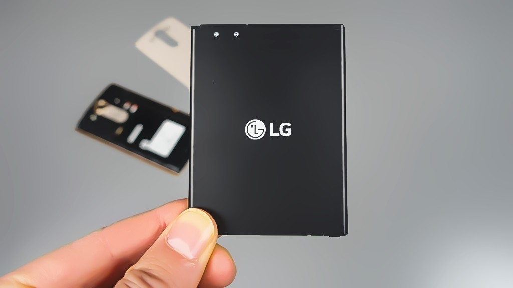 В LG G5 точно можно будет менять батарейку