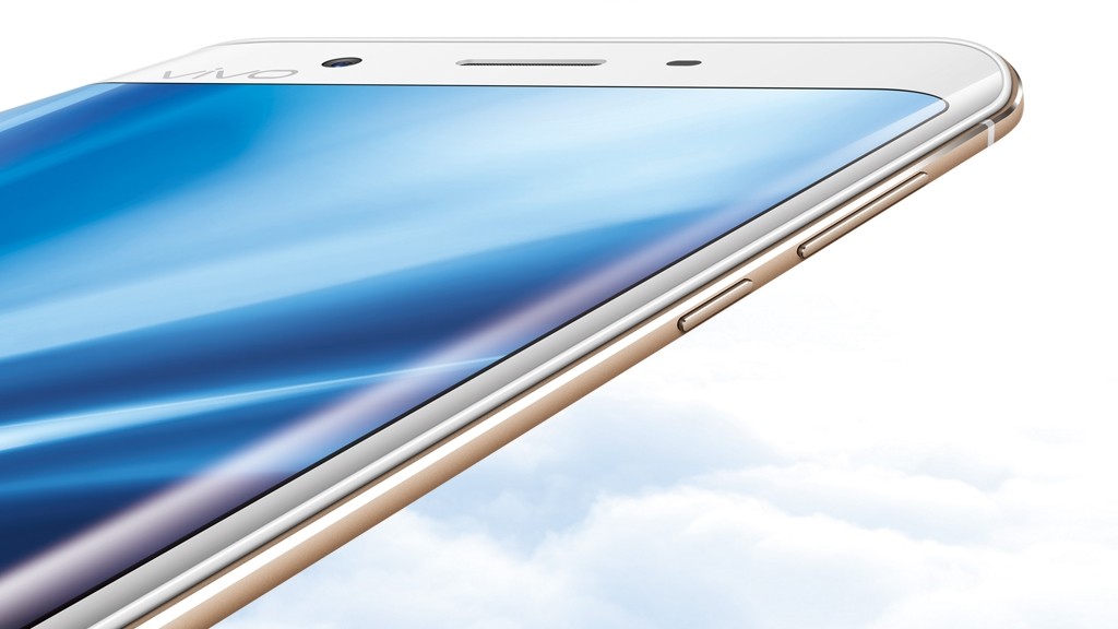 Изогнутый и 6 Гбайт ОЗУ — Vivo теперь «на коне»