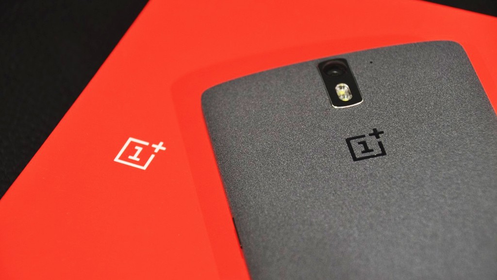 Второй «убийца флагманов» OnePlus Two может получить мини-версию