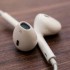 Apple пересмотрит свое отношение к наушникам — они станут «умными»