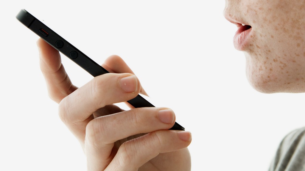 Siri заговорит по-русски в iOS 9 этой осенью